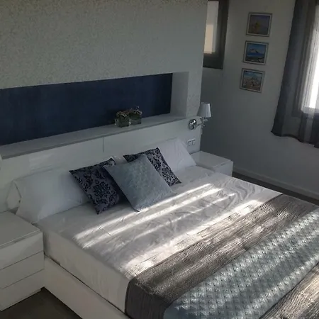 Garduix Villa *